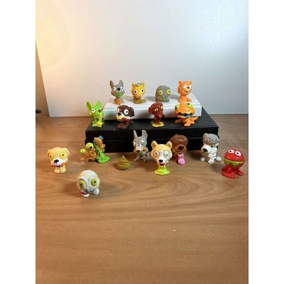 Collection of 16 Ugglys Pet Shop Figures Mostly Dogs - Picture 1 of 7